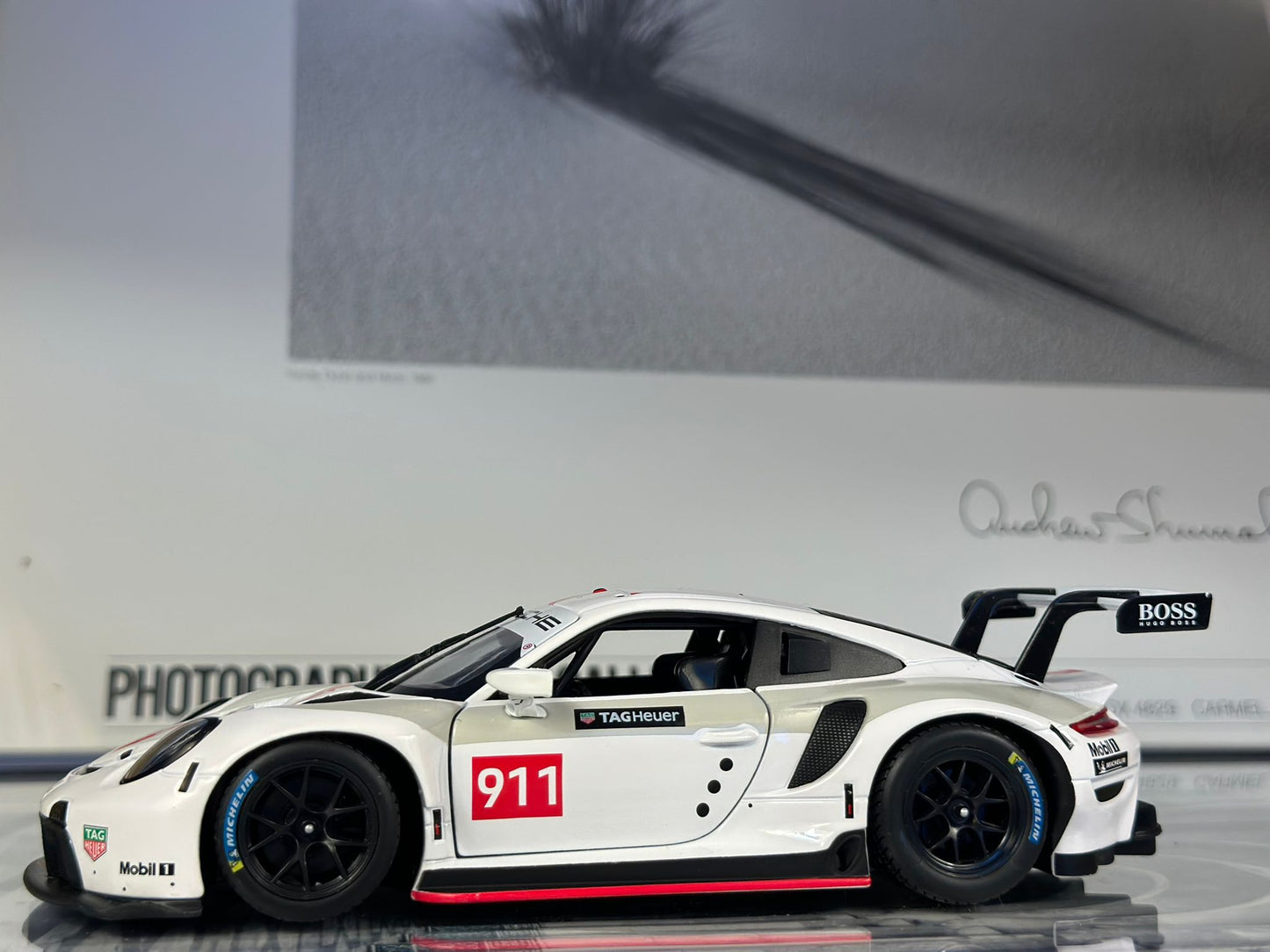 Porsche 911 RSR racing edition