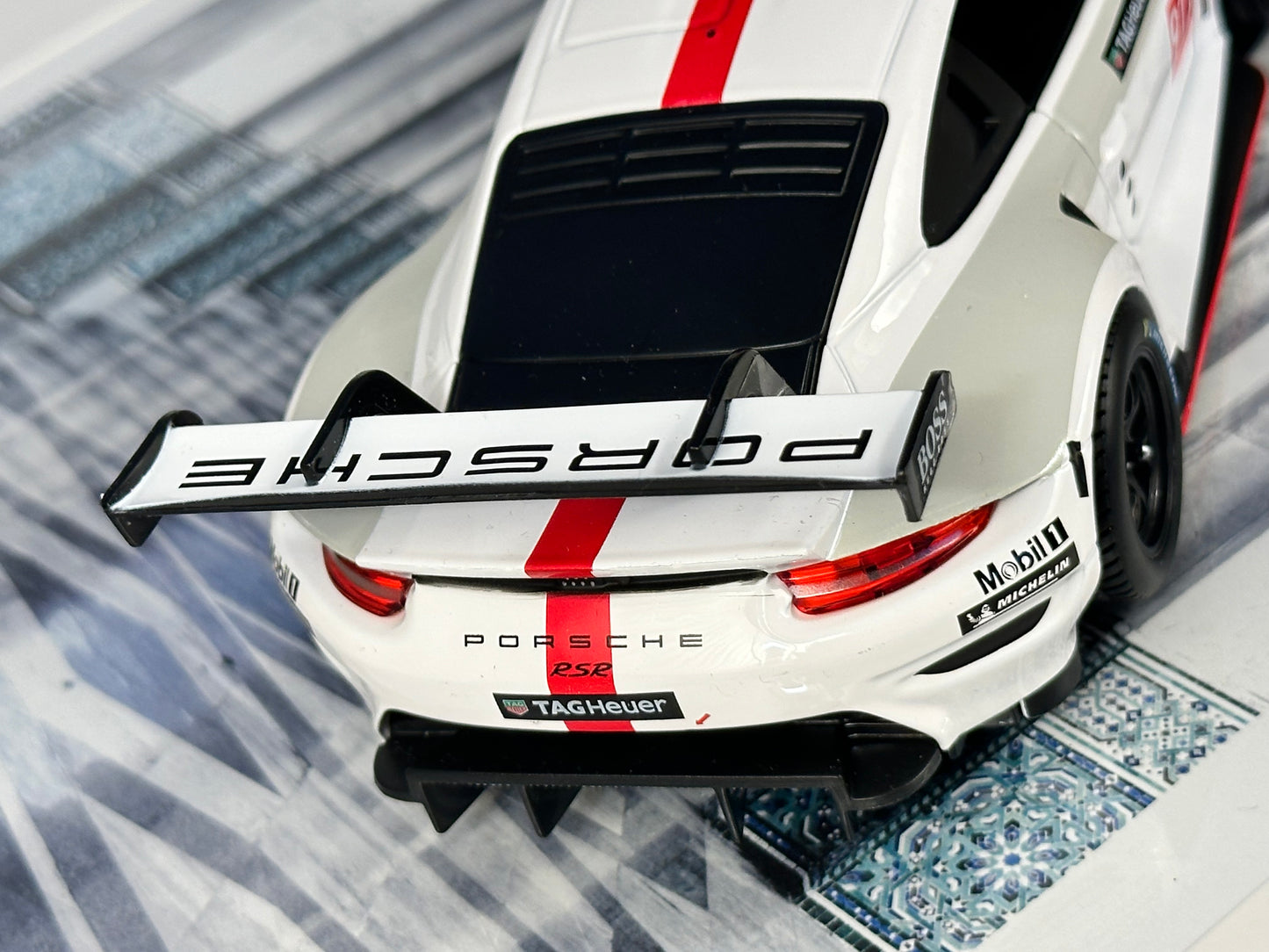 Porsche 911 RSR racing edition