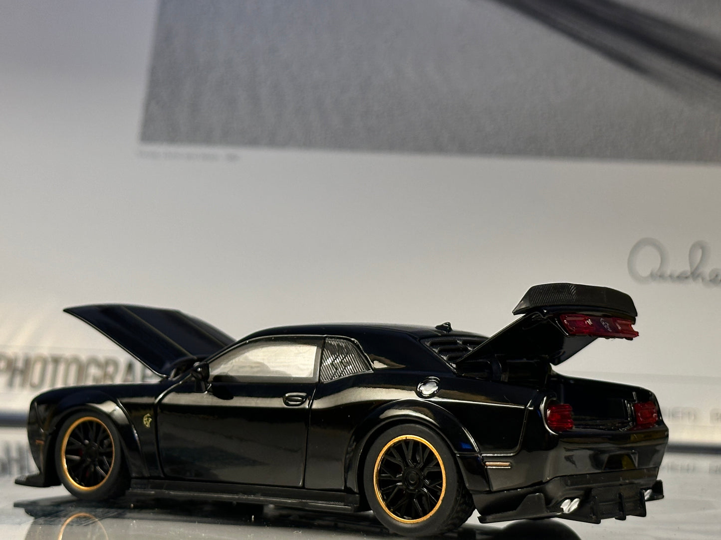 Dodge Challenger SRT Hellcat Redeye